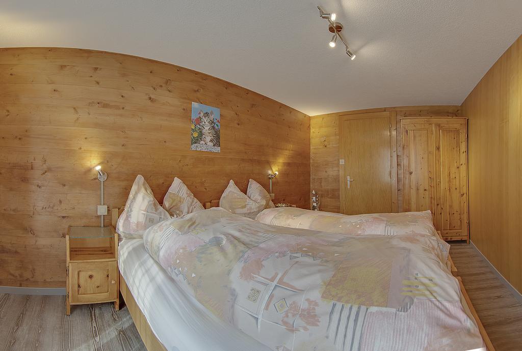 Anemone Apartman Saas Fee Szoba fotó